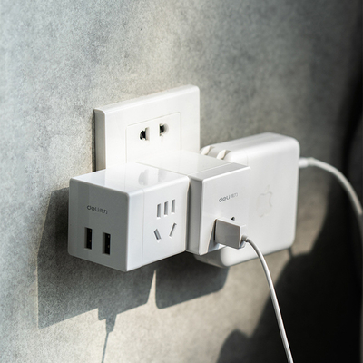 Малый беспроводный разъем с двумя отверстиями и двумя портами USB Интеллектуальный преобразователь Логотип клиента