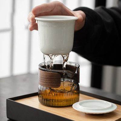 Презентационный подарочный набор Dongli Travel Express Cup Set Portable Round Bag One Pot Three Cup Business Tea Set Gift